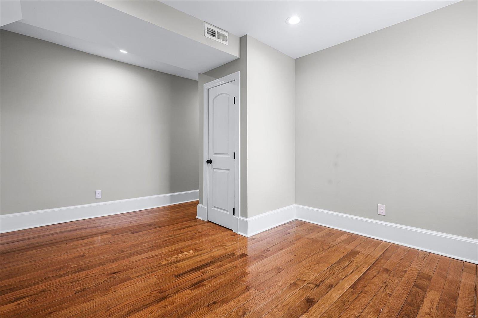 Kaysers Add - Residential Income