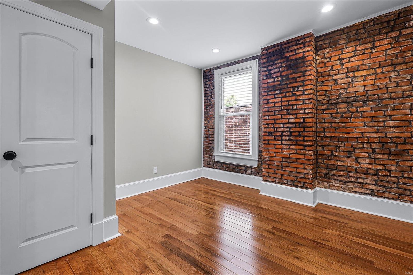 Kaysers Add - Residential Income