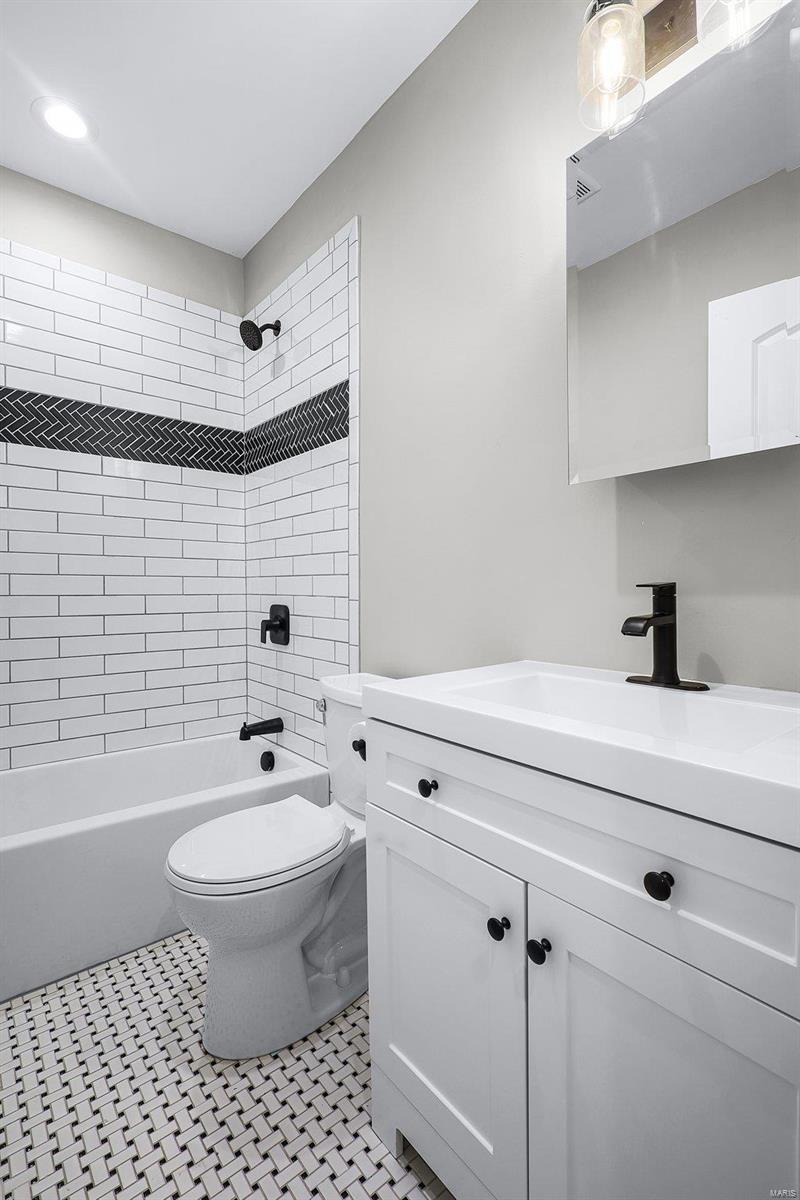 Kaysers Add - Residential Income