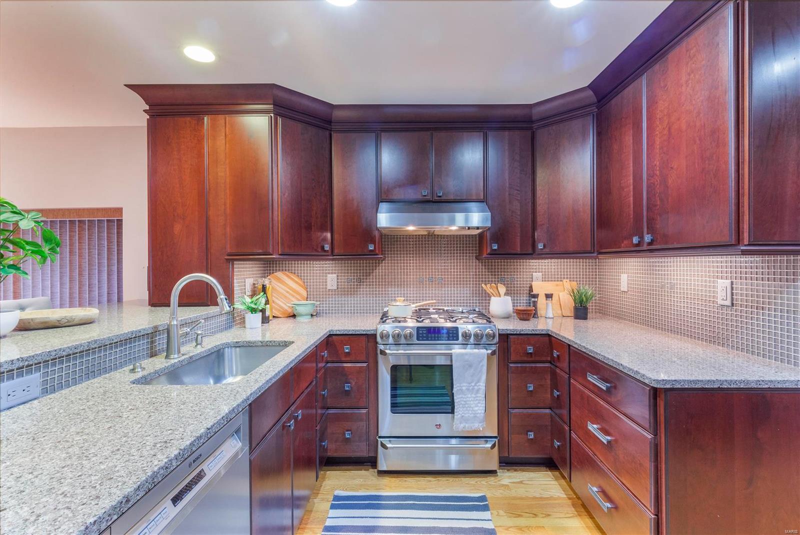 St Louis Hills - Residential