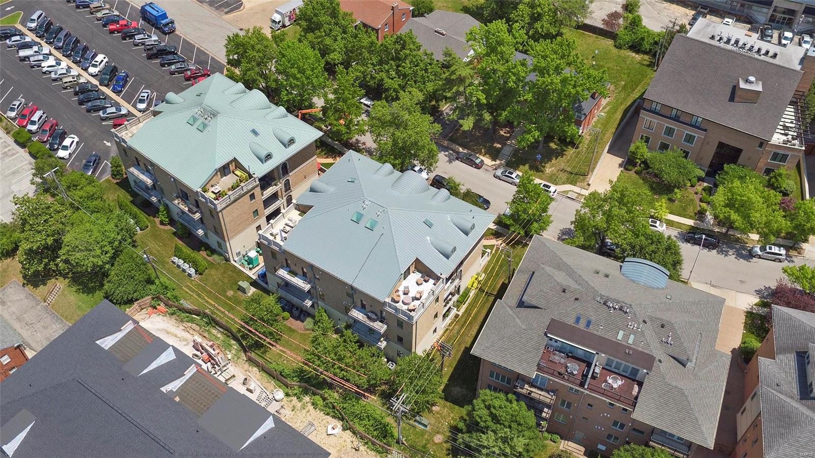 Shaw Park Villas Ph 1 Condo - Residential