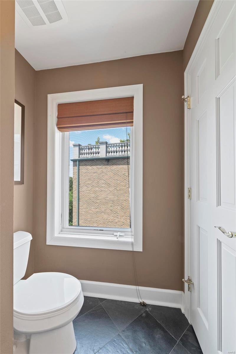 Shaw Park Villas Ph 1 Condo - Residential