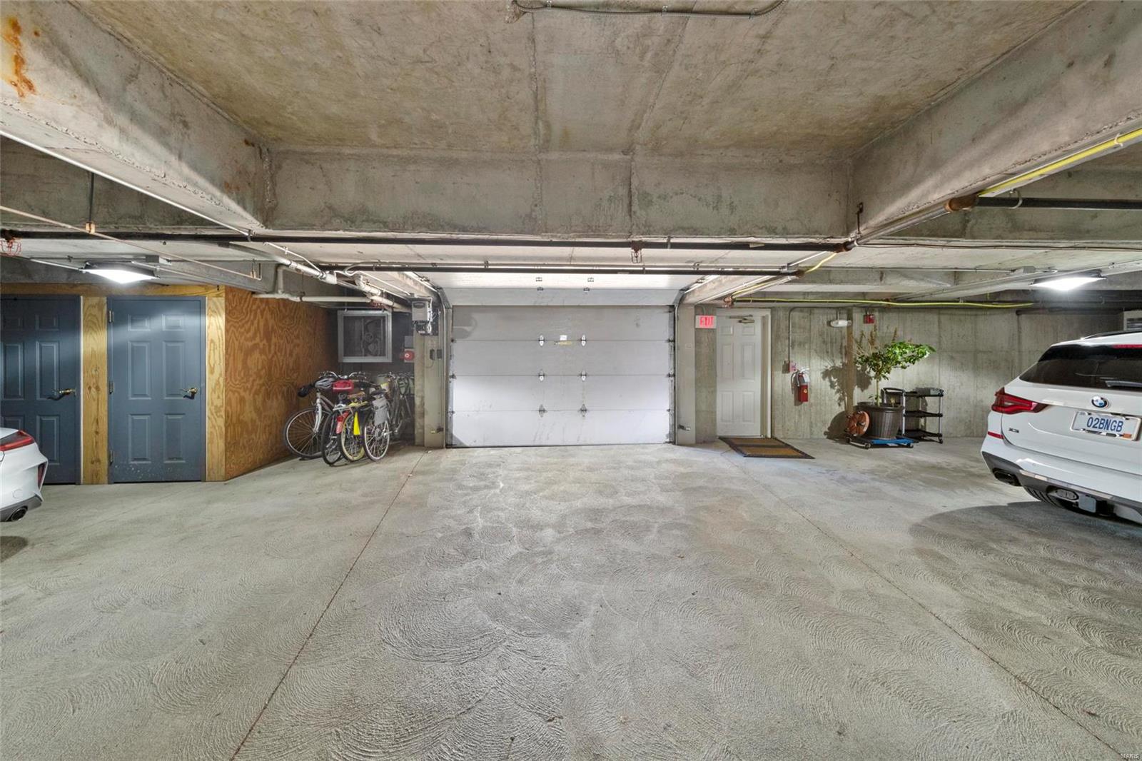 Shaw Park Villas Ph 1 Condo - Residential