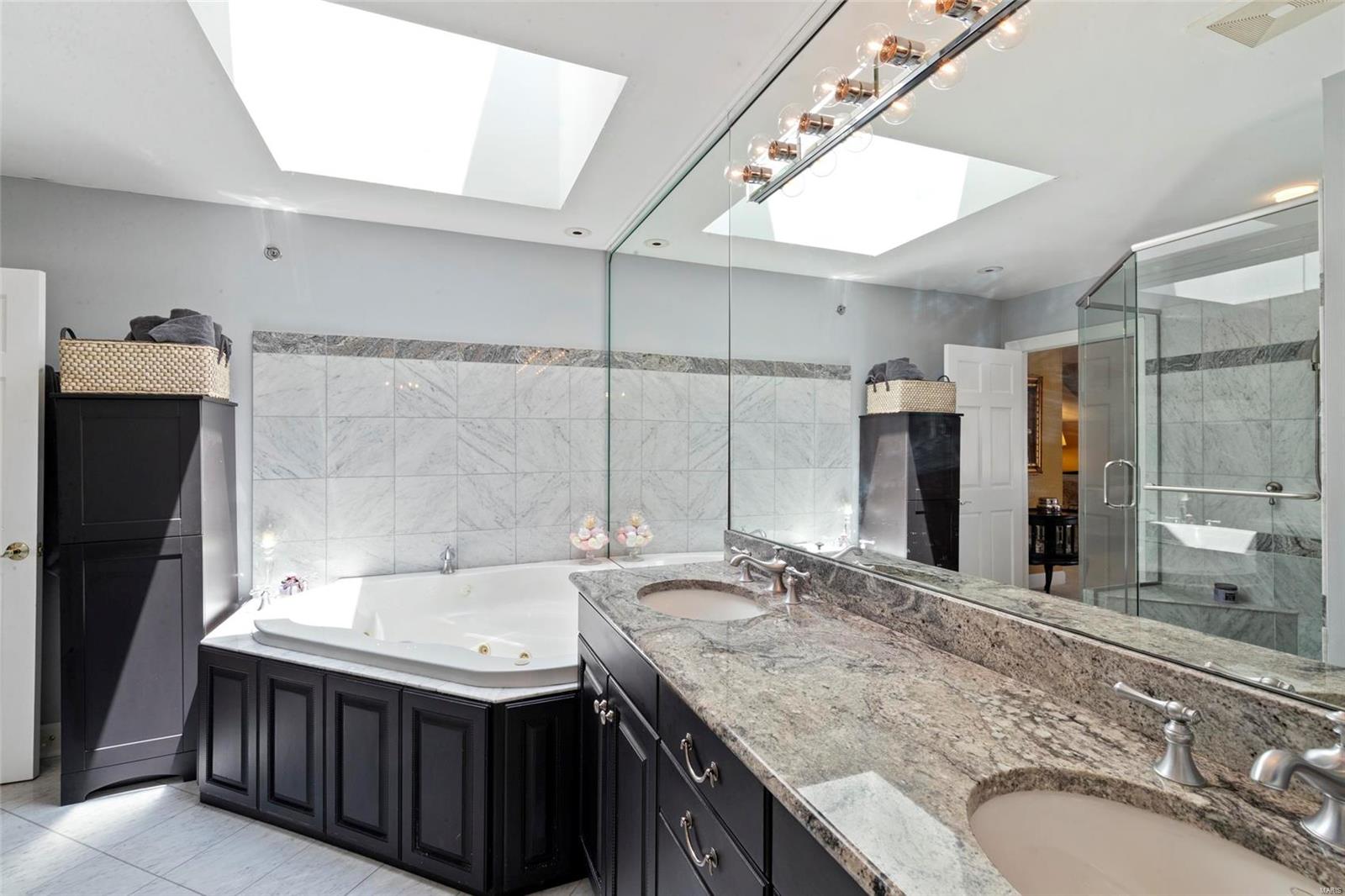 Shaw Park Villas Ph 1 Condo - Residential