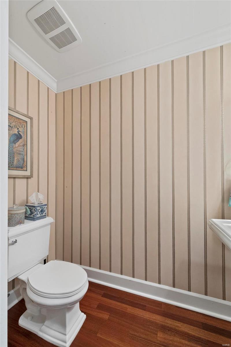 Shaw Park Villas Ph 1 Condo - Residential