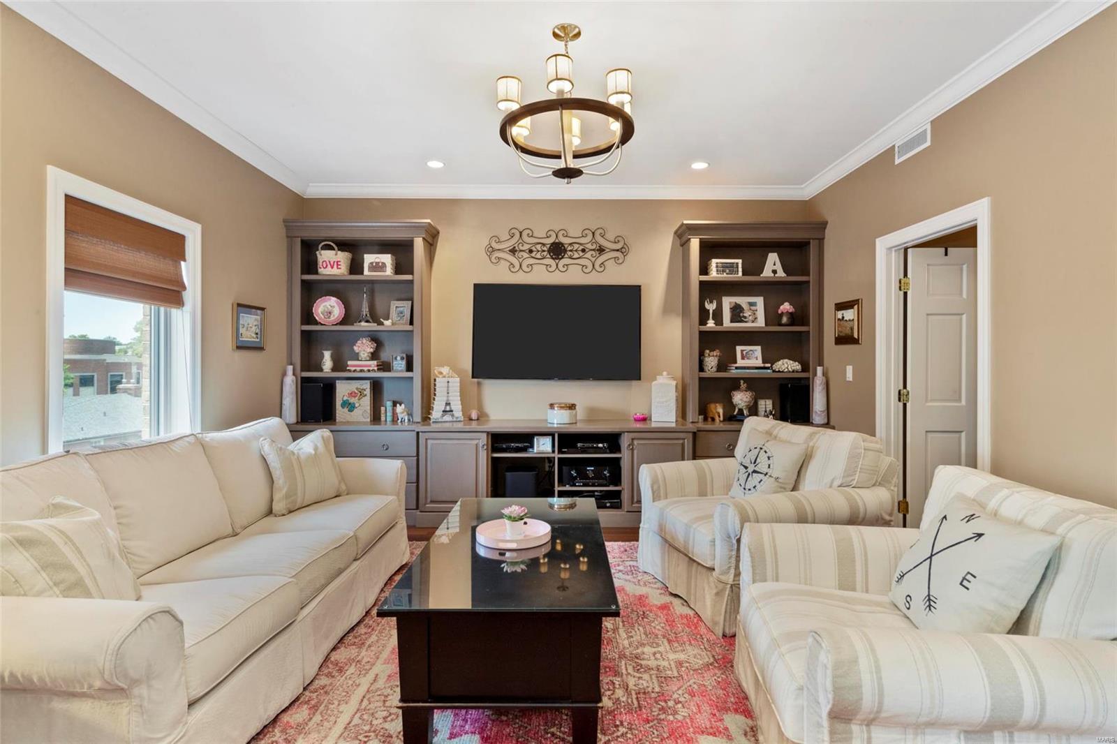 Shaw Park Villas Ph 1 Condo - Residential