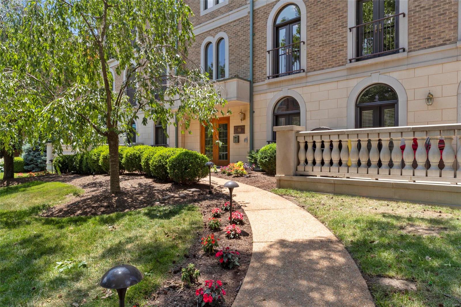 Shaw Park Villas Ph 1 Condo - Residential