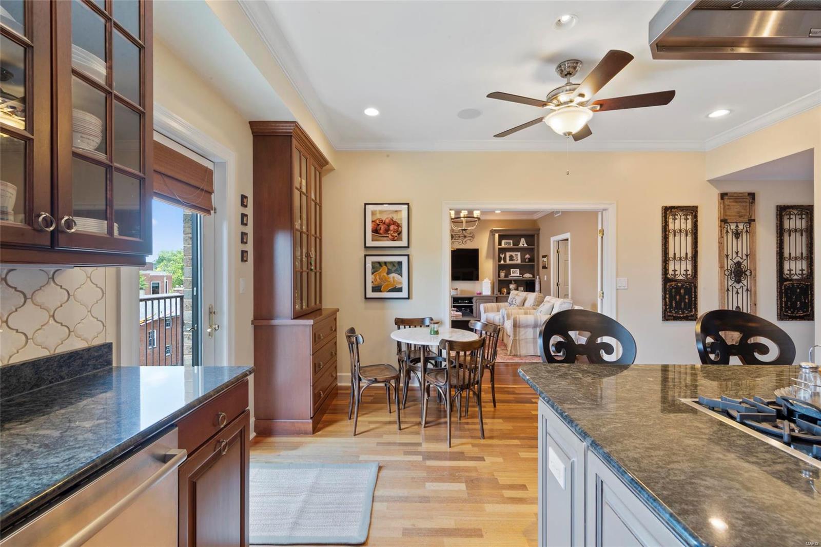 Shaw Park Villas Ph 1 Condo - Residential