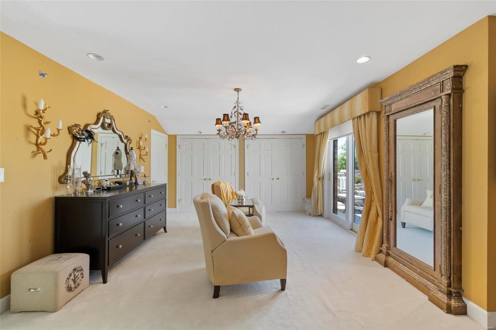 Shaw Park Villas Ph 1 Condo - Residential