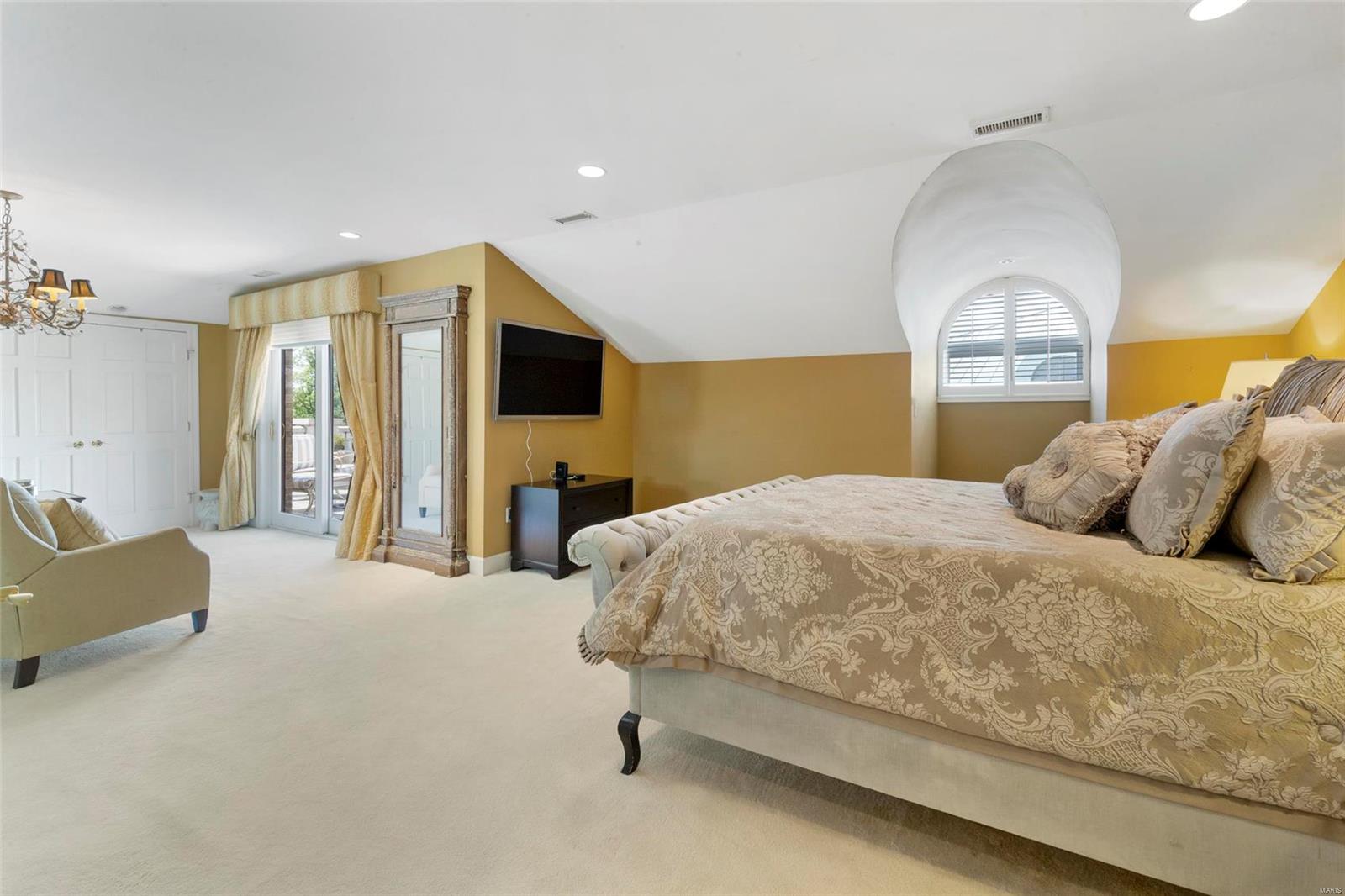 Shaw Park Villas Ph 1 Condo - Residential