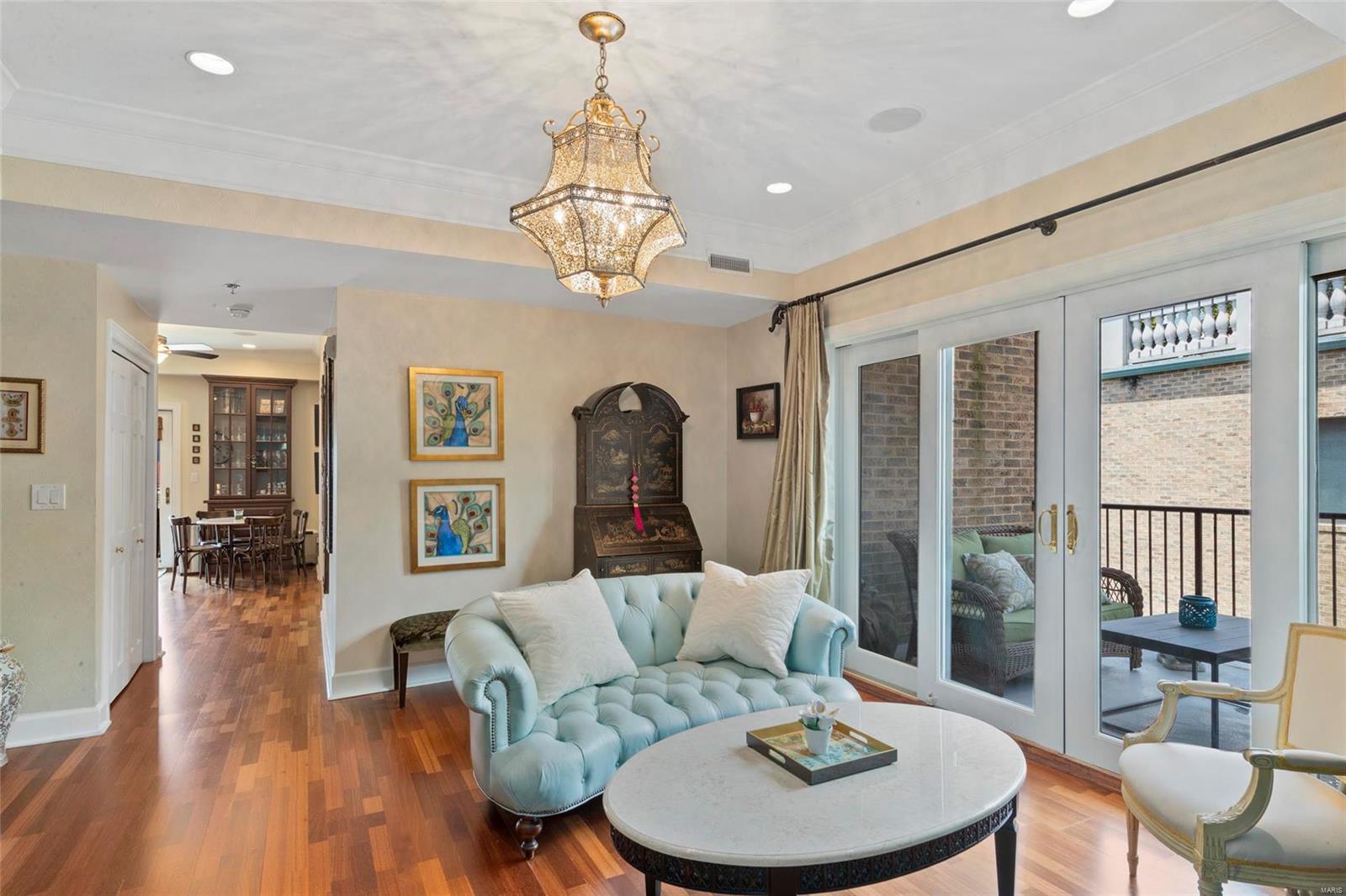 Shaw Park Villas Ph 1 Condo - Residential