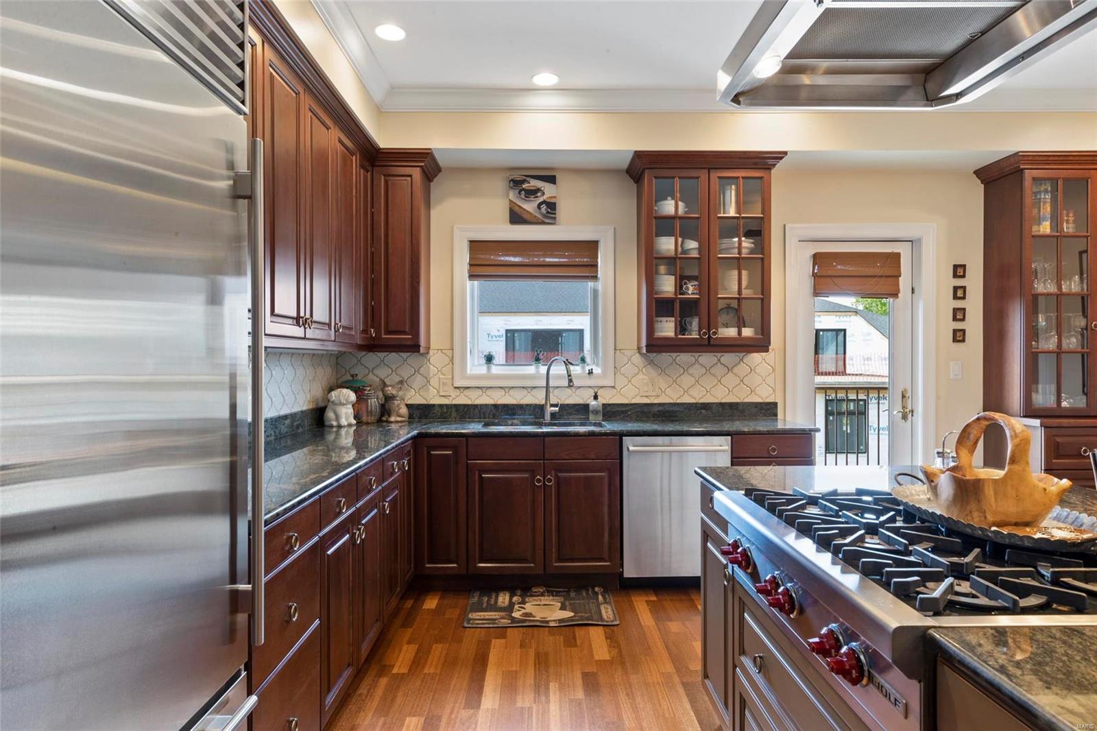 Shaw Park Villas Ph 1 Condo - Residential