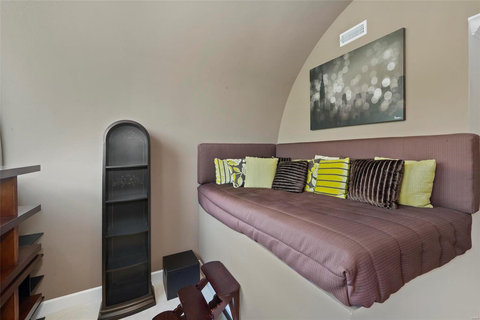 Shaw Park Villas Ph 1 Condo - Residential