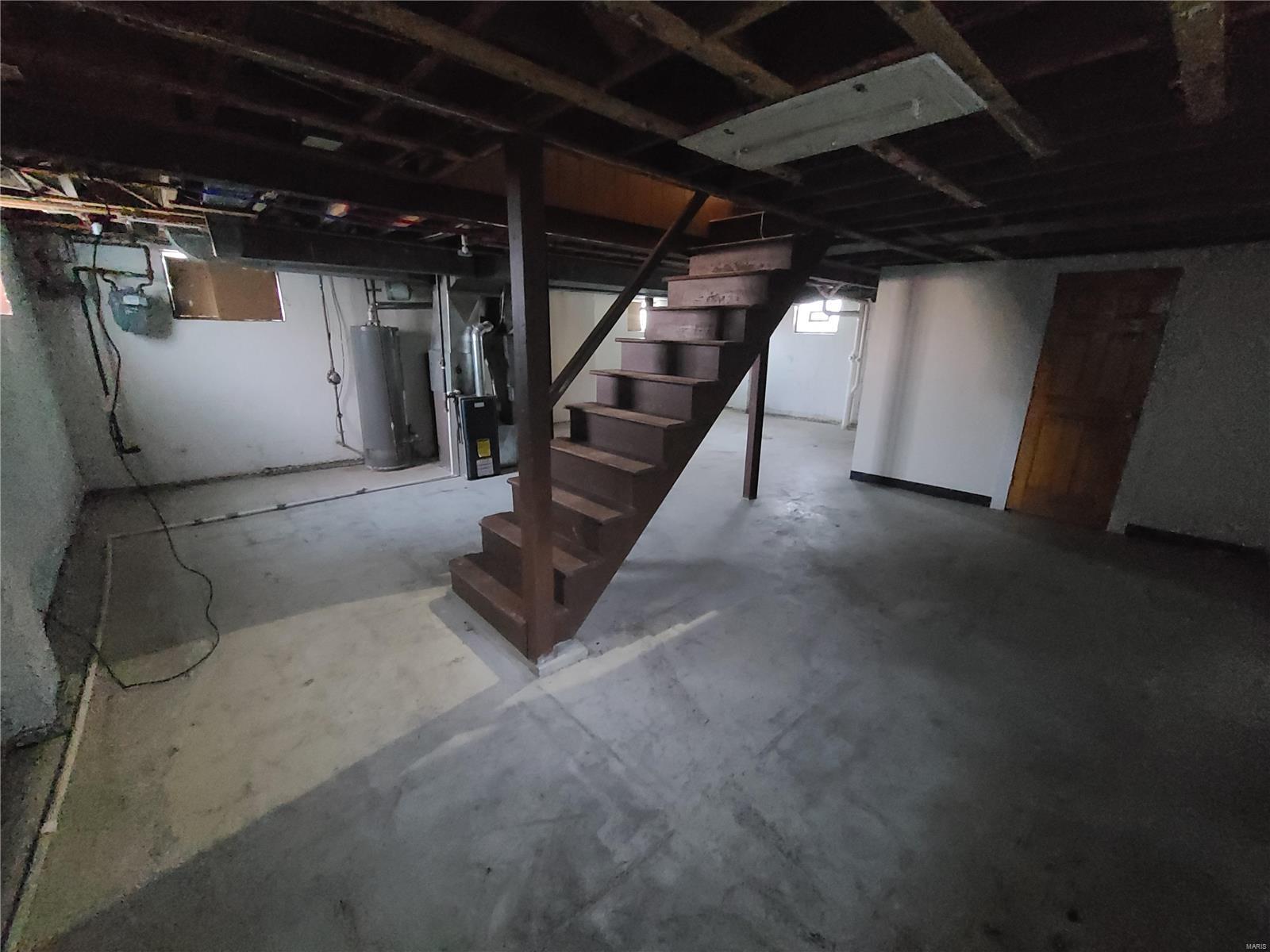 West Walnut Manor - Residential