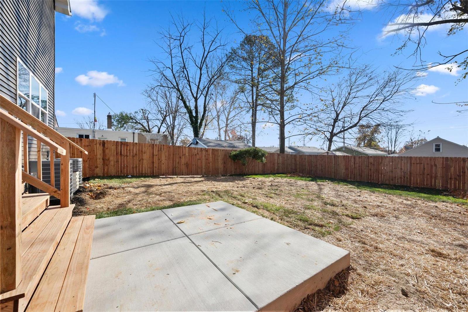 St Louis, Missouri 63127, United States, 4 Bedrooms Bedrooms, ,3 BathroomsBathrooms,Residential,Pending,28114