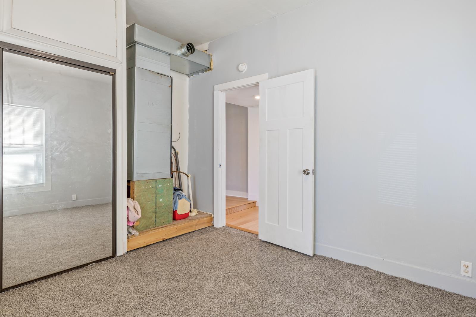 TOWN OF DESLOGE - Residential