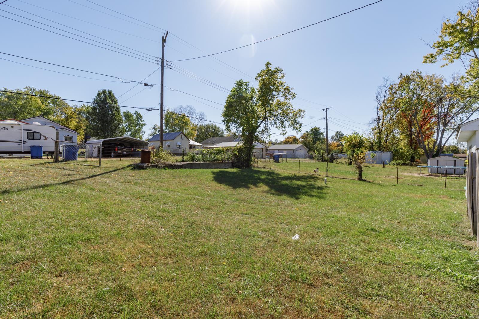 TOWN OF DESLOGE - Residential