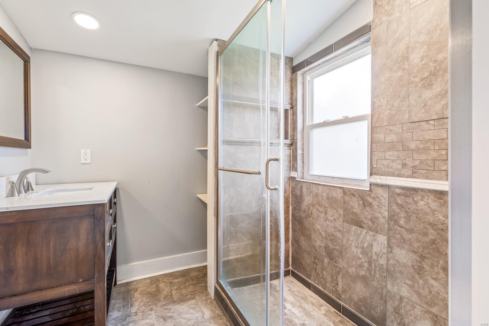 TOWN OF DESLOGE - Residential