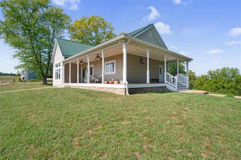 1973 Old Ferry Road Morrison MO 65061