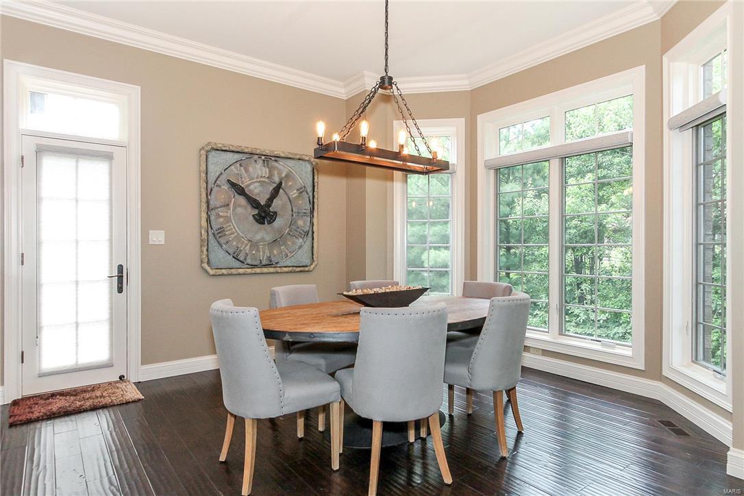 Ladue Court - Residential