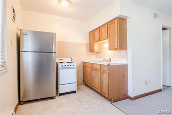 Sir Thomas Manor - Residential Income