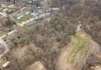 Sir Thomas Manor - Residential Income