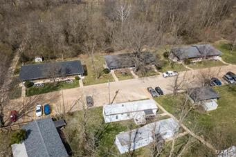 Sir Thomas Manor - Residential Income