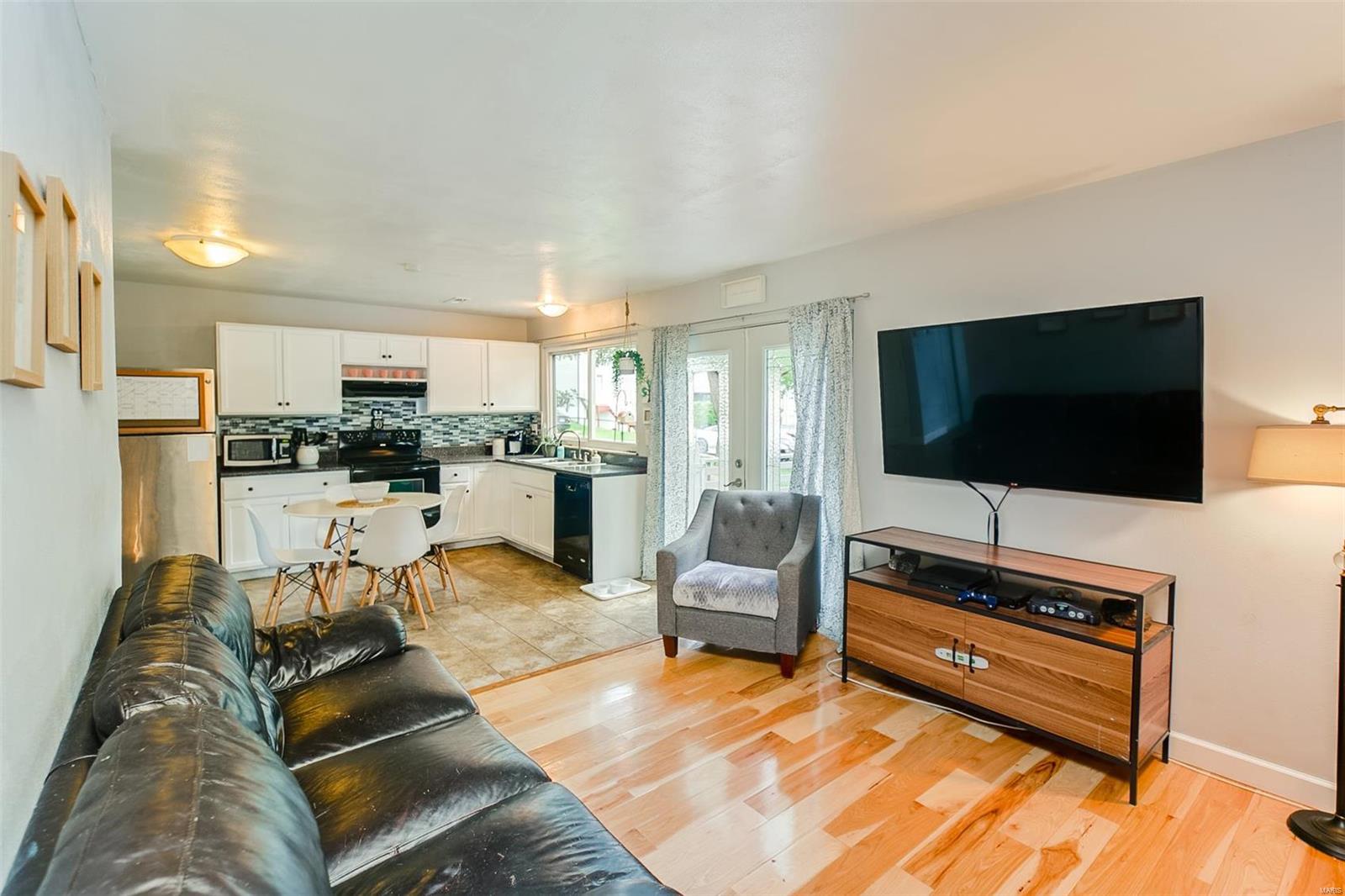 Village Jefferson 03 - Residential