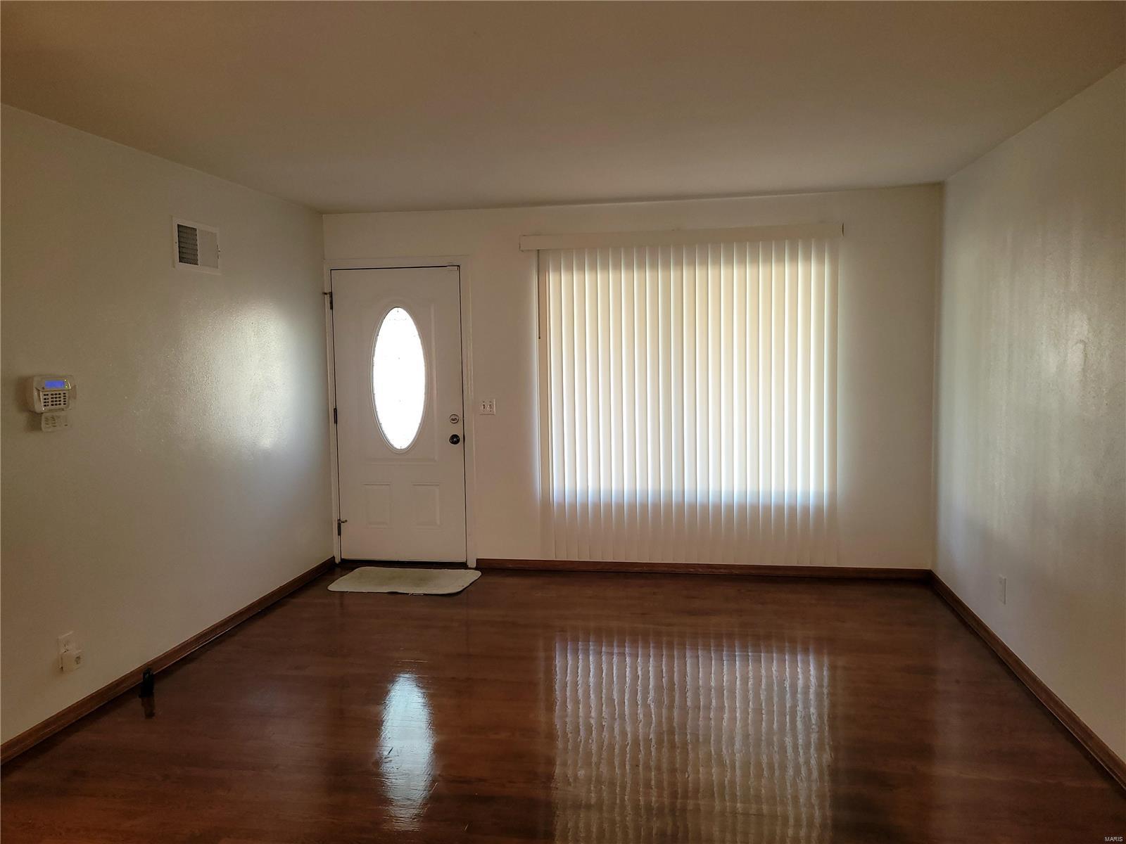 Hathaway Manor 9 - Residential