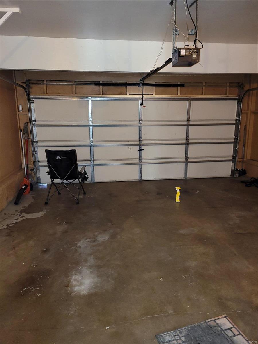 Hathaway Manor 9 - Residential