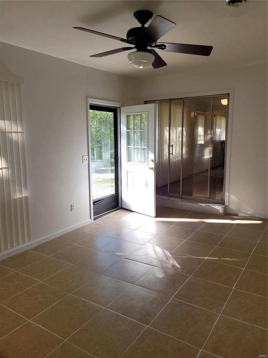 Hathaway Manor 9 - Residential