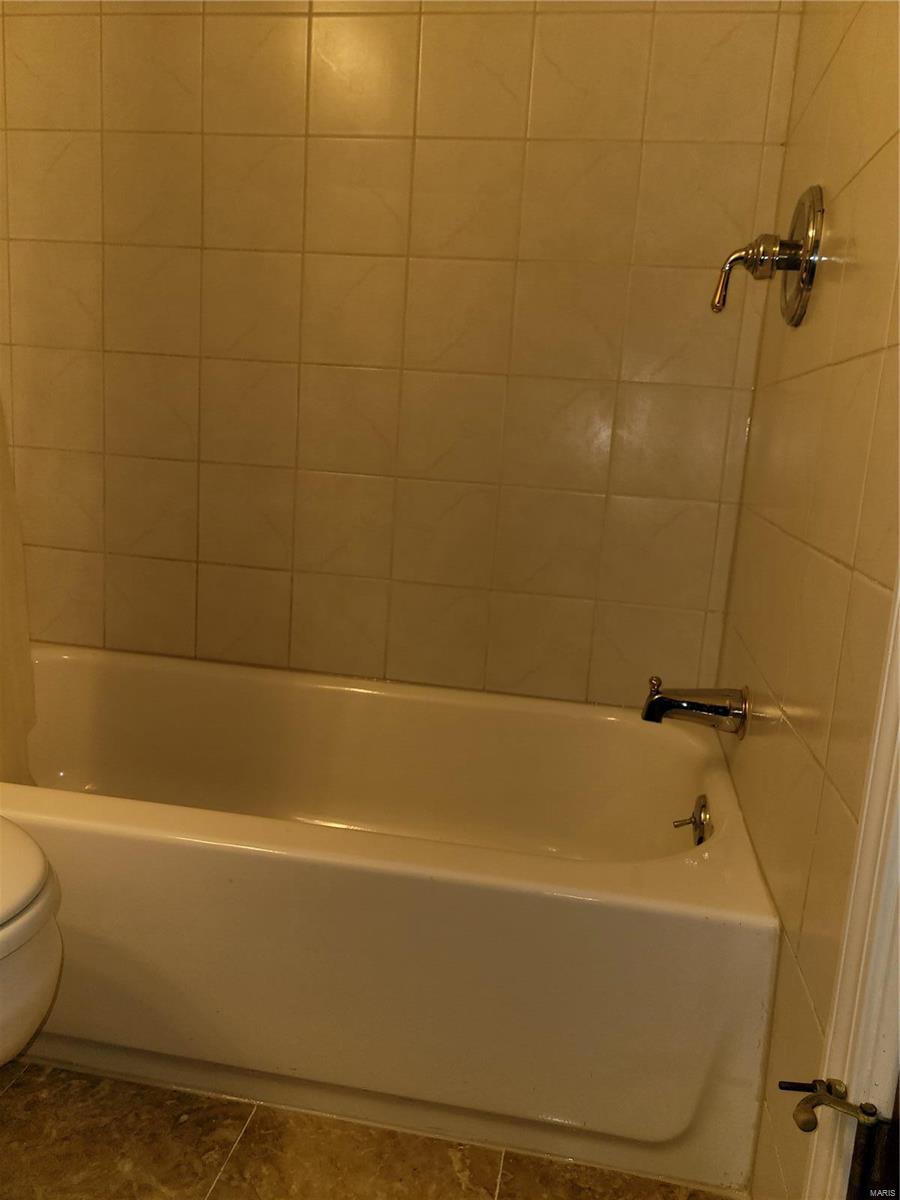 Hathaway Manor 9 - Residential