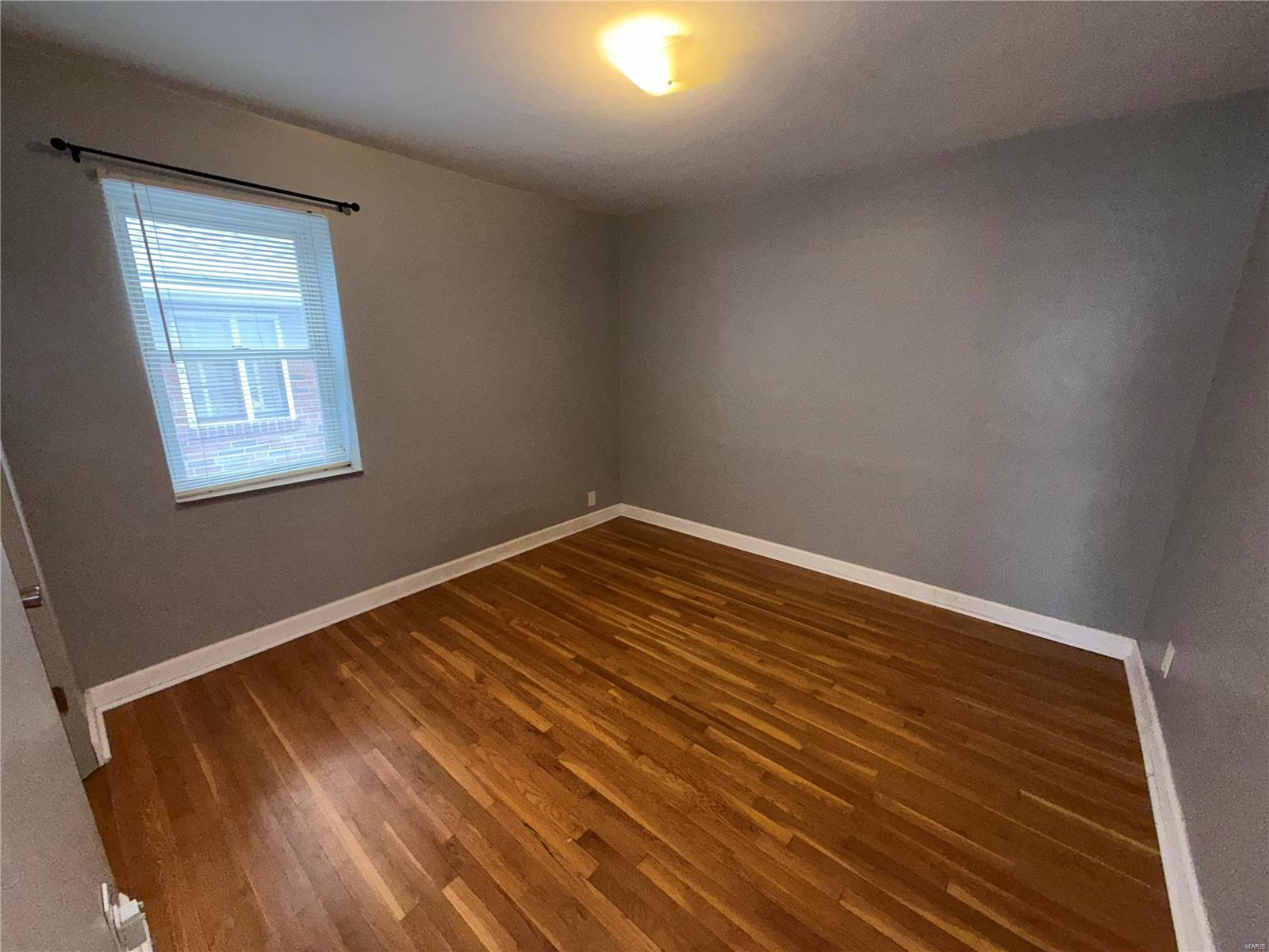 St Louis, Missouri 63139, United States, 4 Bedrooms Bedrooms, ,2 BathroomsBathrooms,Residential,Pending,23718