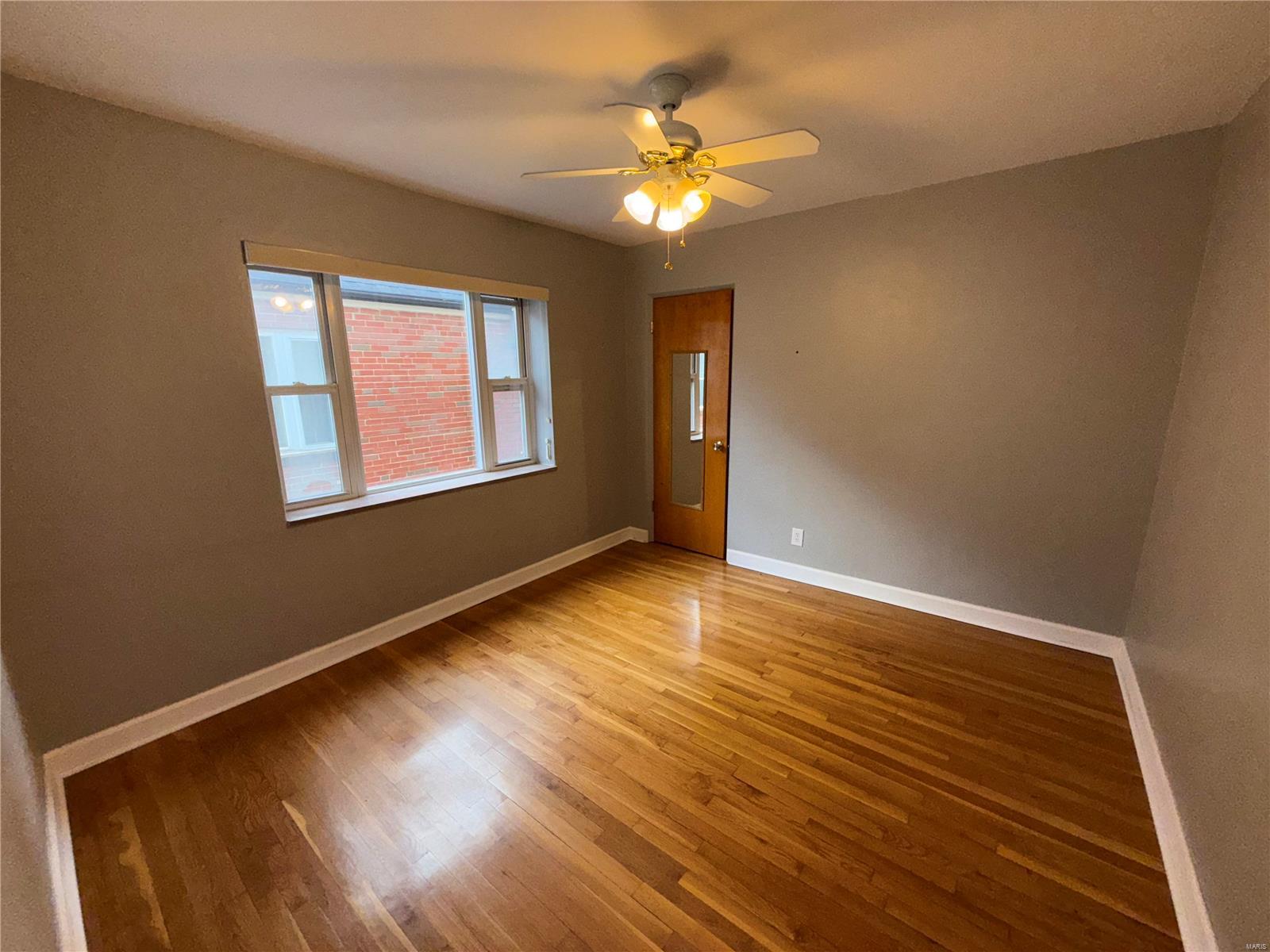 St Louis, Missouri 63139, United States, 4 Bedrooms Bedrooms, ,2 BathroomsBathrooms,Residential,Pending,23718