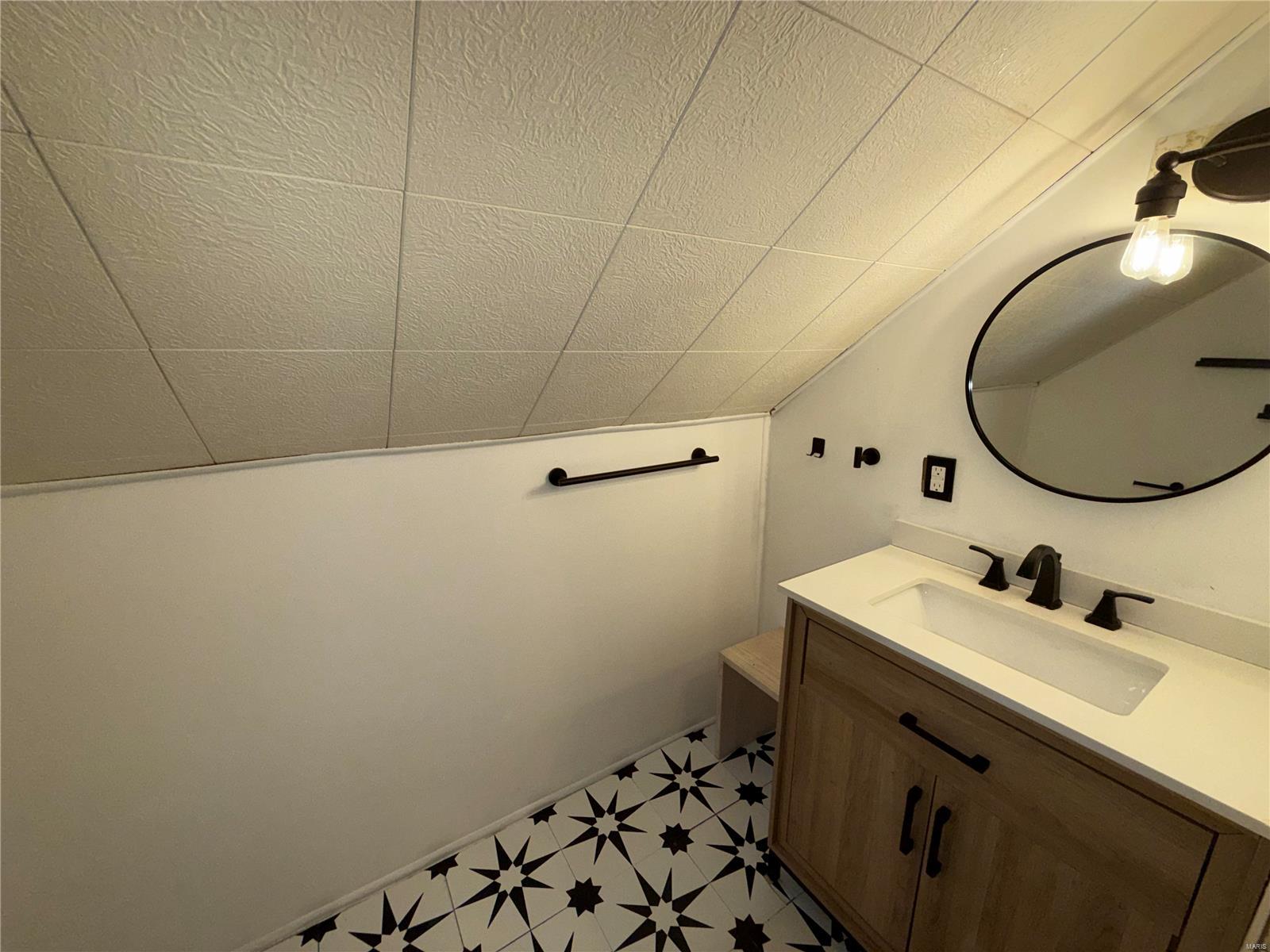 St Louis, Missouri 63139, United States, 4 Bedrooms Bedrooms, ,2 BathroomsBathrooms,Residential,Pending,23718