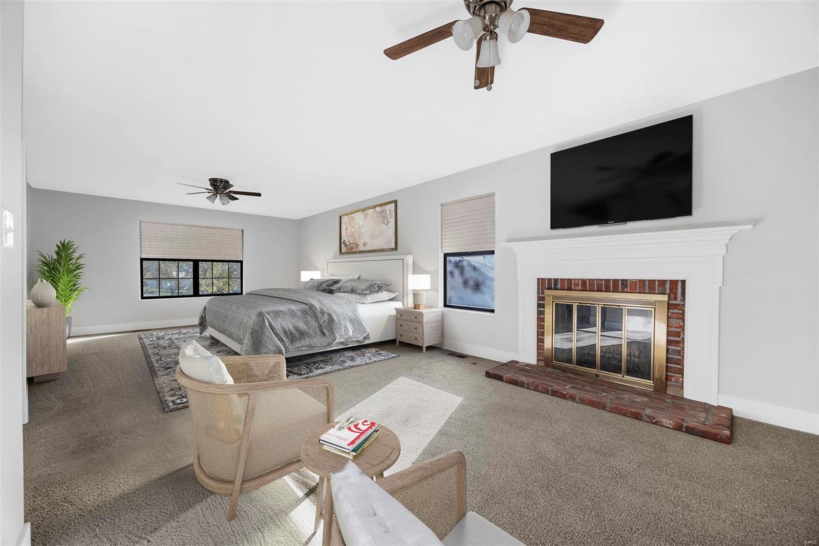 St Charles, Missouri 63303, United States, 4 Bedrooms Bedrooms, ,4 BathroomsBathrooms,Residential,Pending,33227