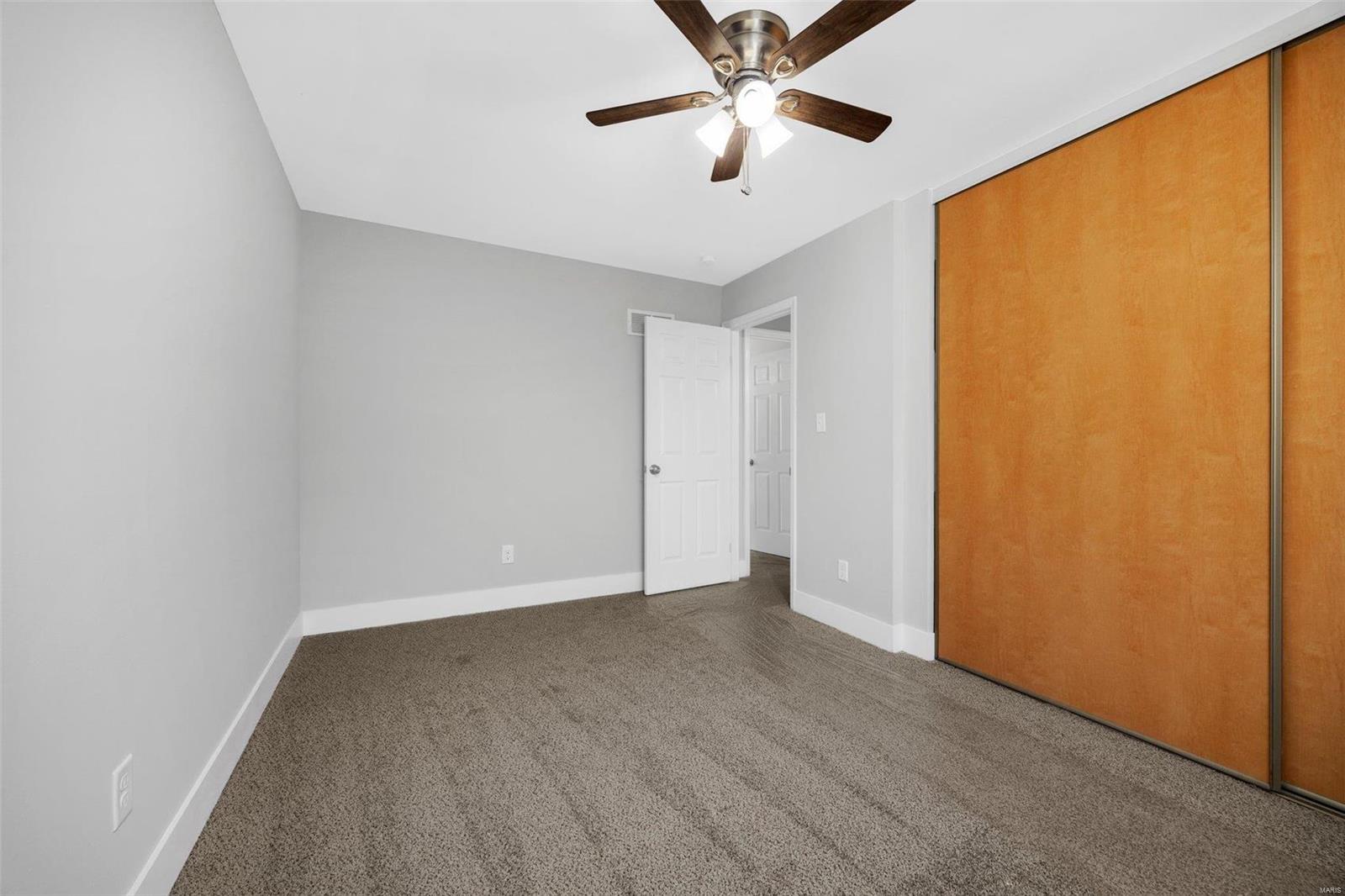 St Charles, Missouri 63303, United States, 4 Bedrooms Bedrooms, ,4 BathroomsBathrooms,Residential,Pending,33227