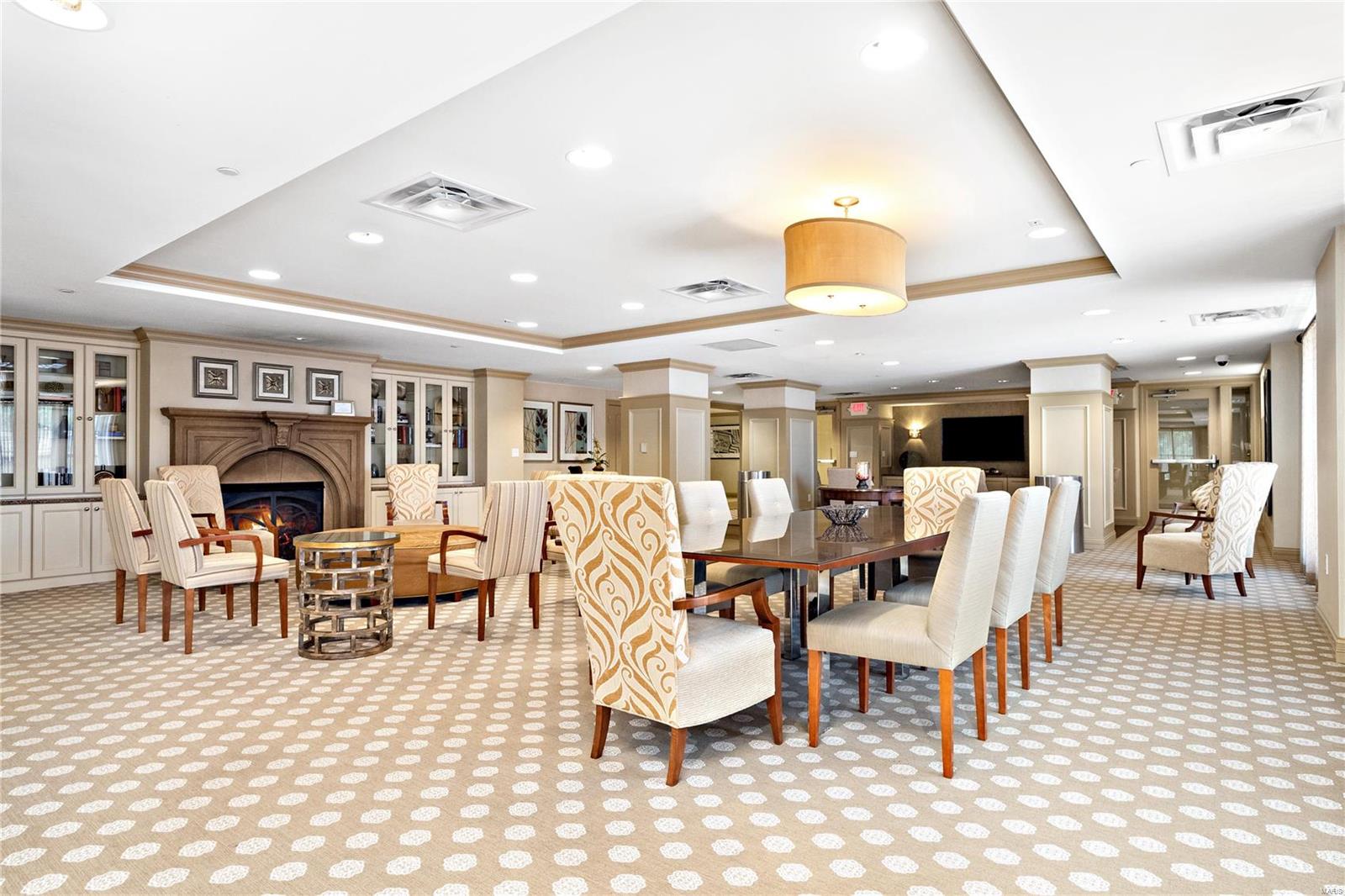 Park Plaza Residential Condo - Residential