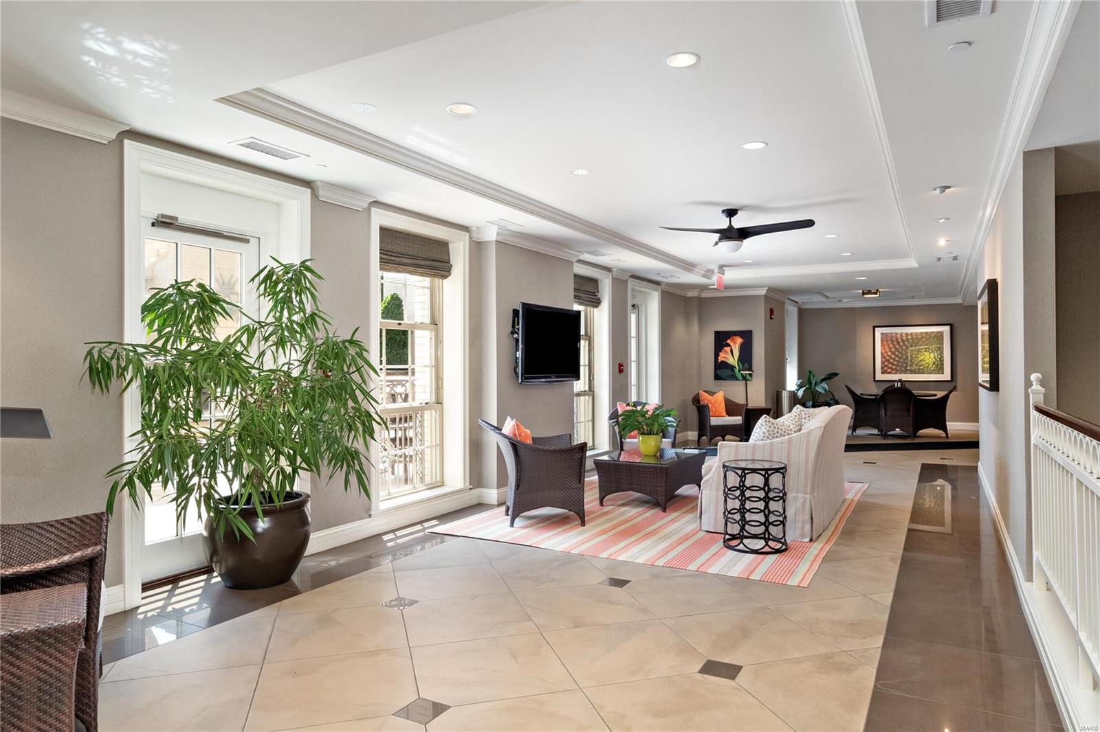 Park Plaza Residential Condo - Residential