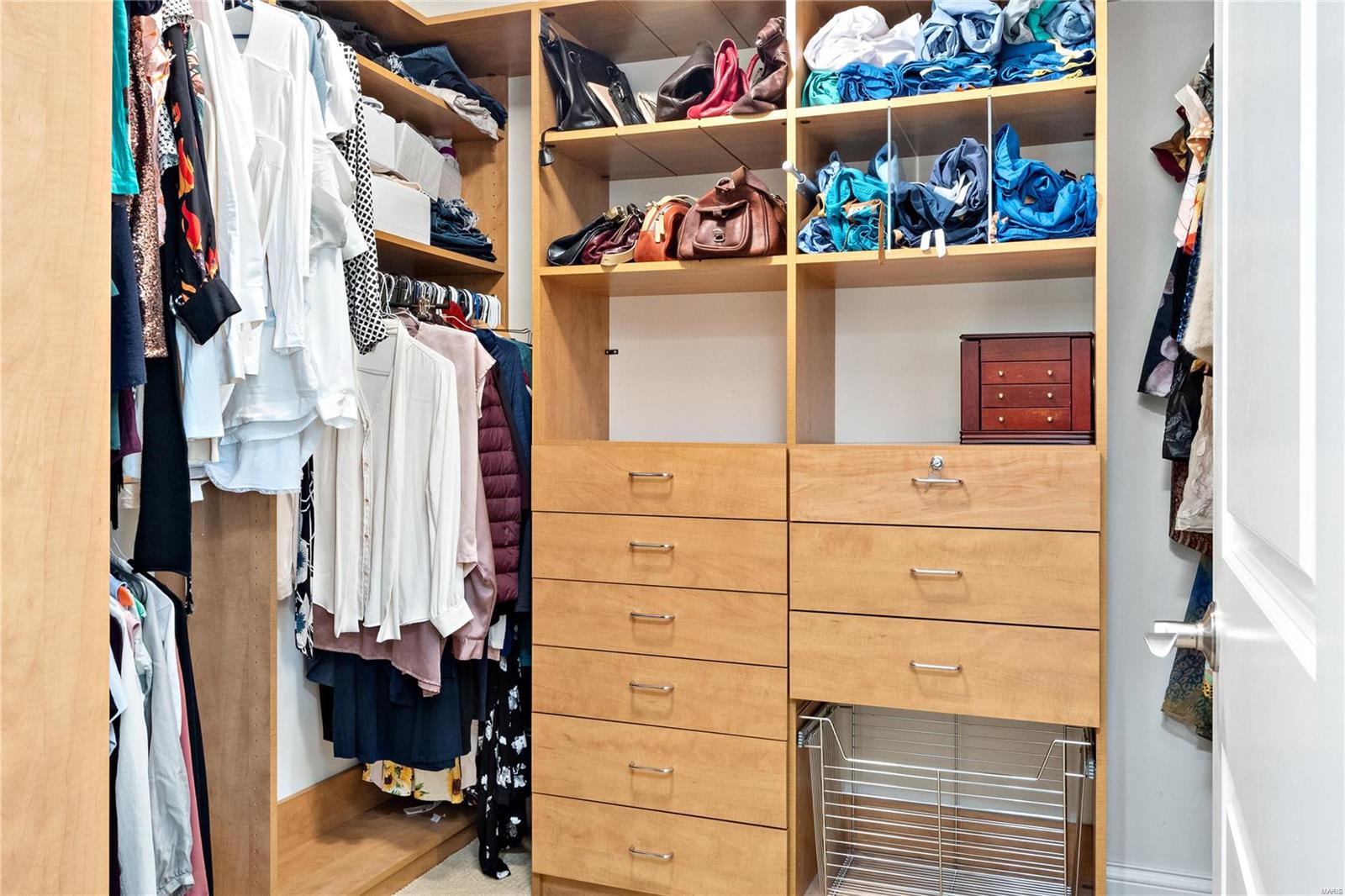 Park Plaza Residential Condo - Residential