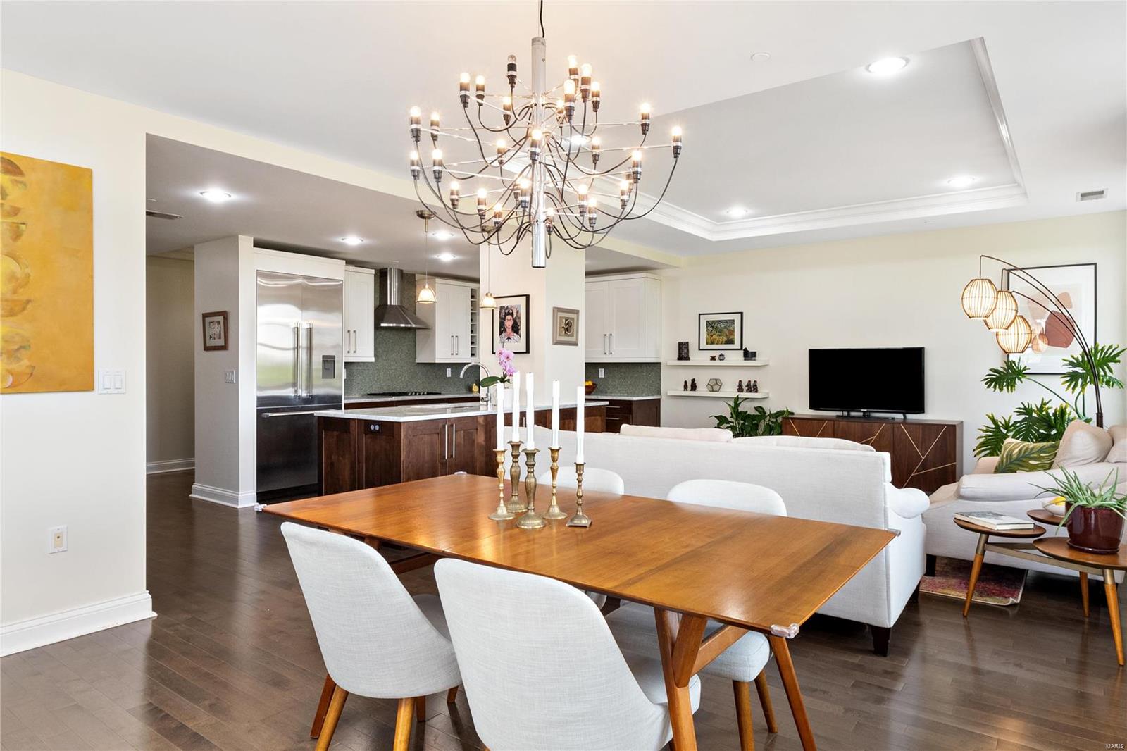 Park Plaza Residential Condo - Residential