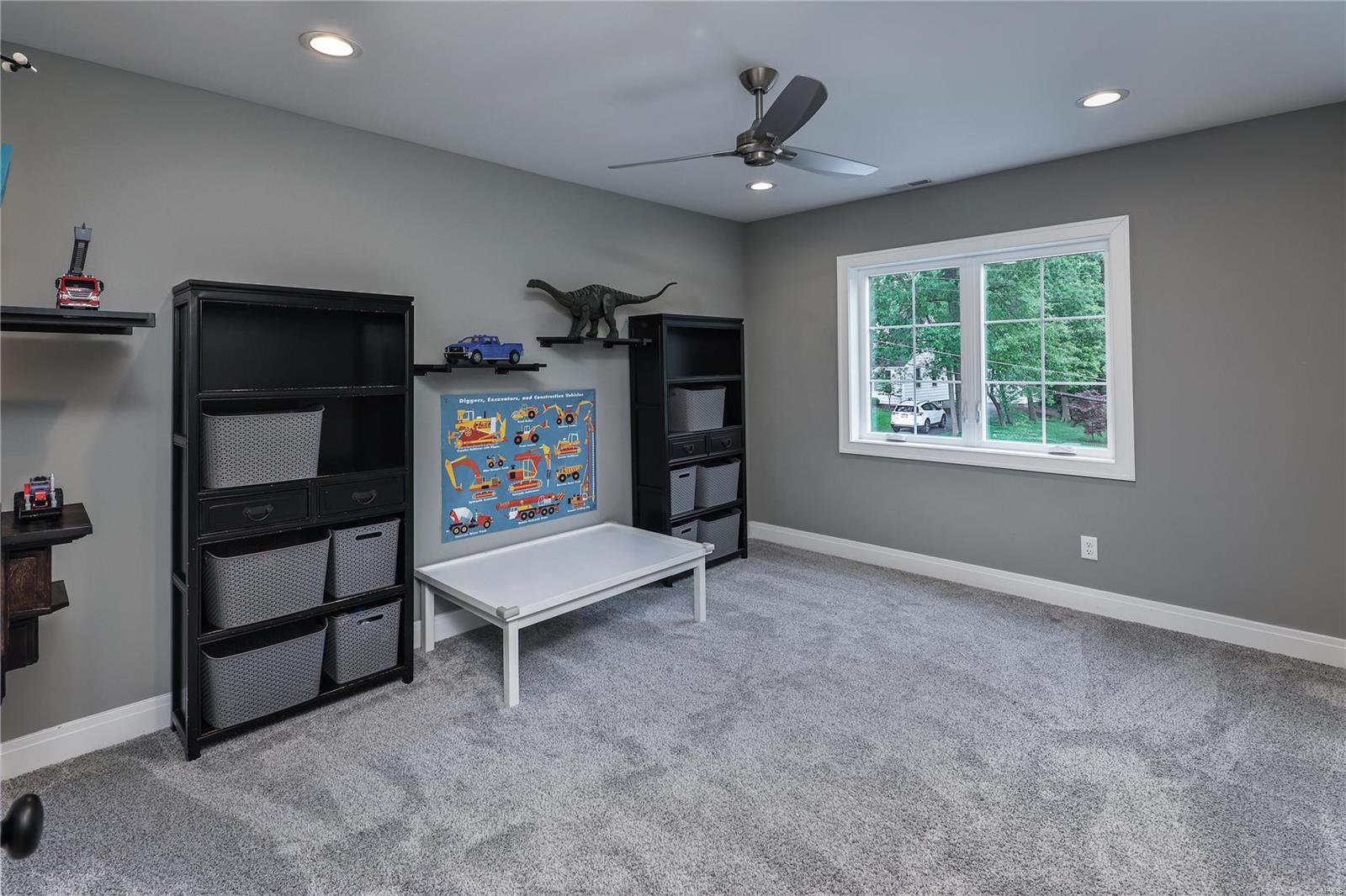 Martha McKnight Estate - Residential