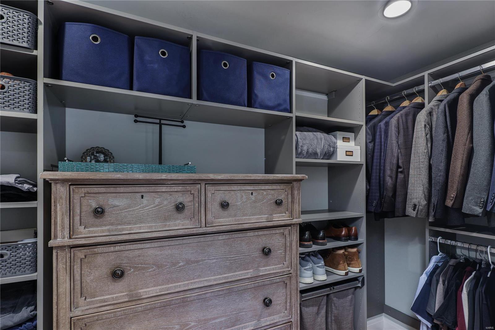 Martha McKnight Estate - Residential