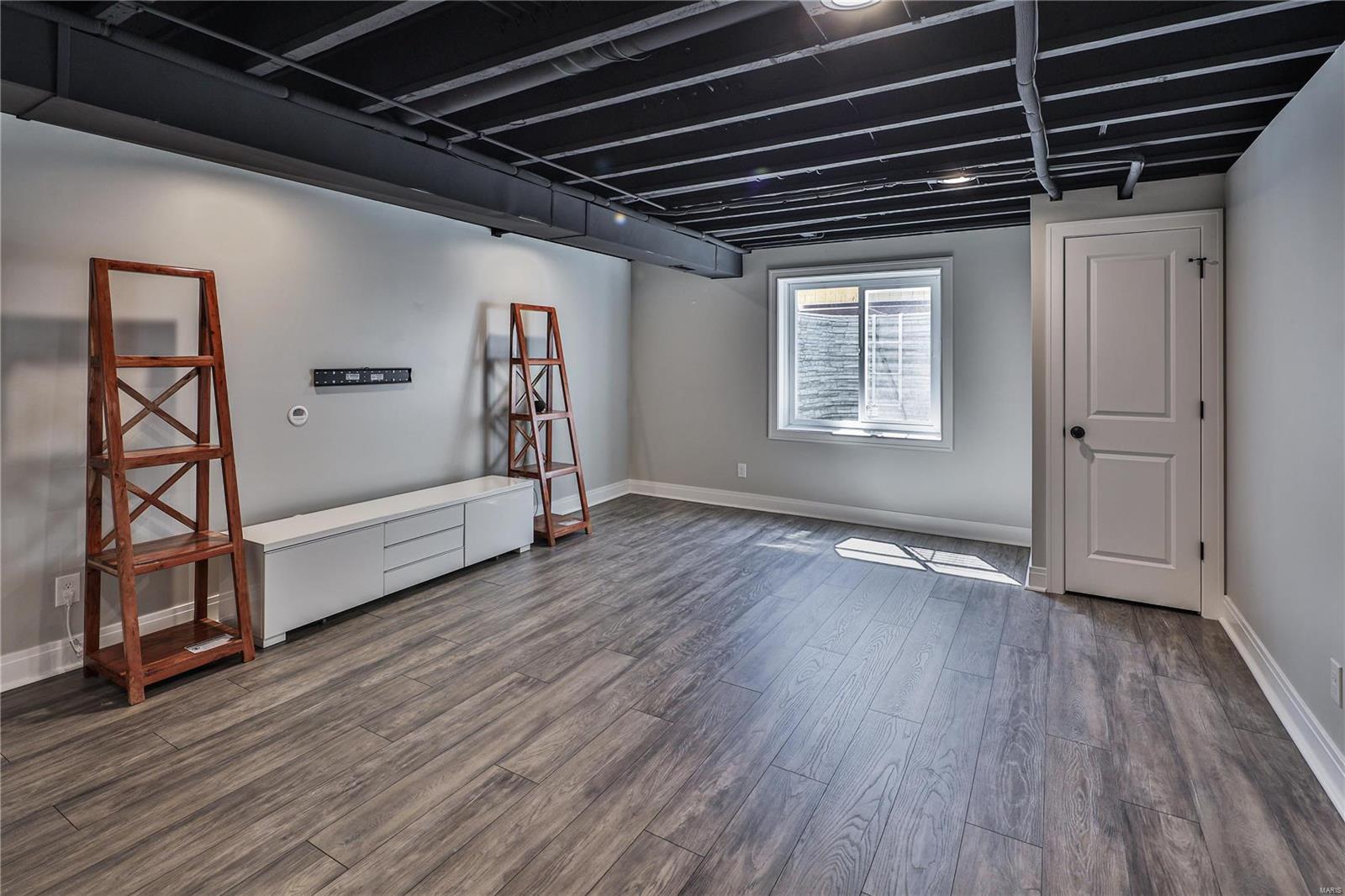 Martha McKnight Estate - Residential