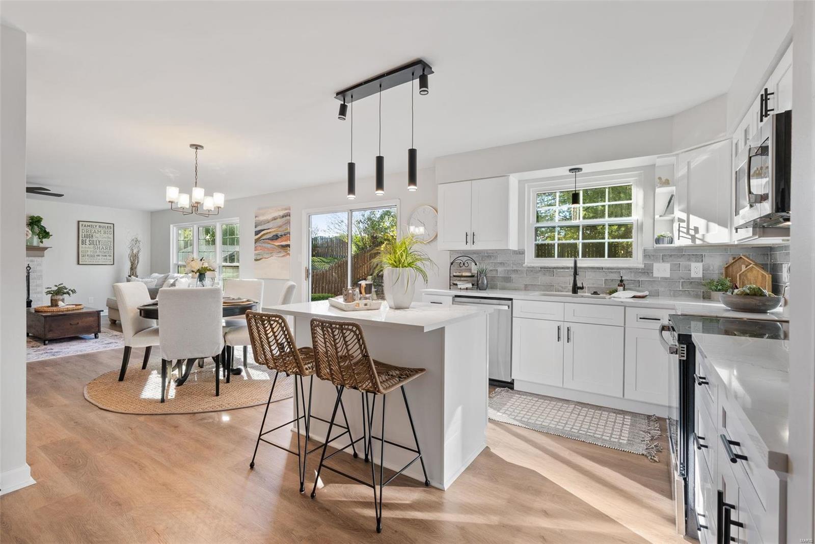 Vlgs At Dardenne Bates Village - Residential