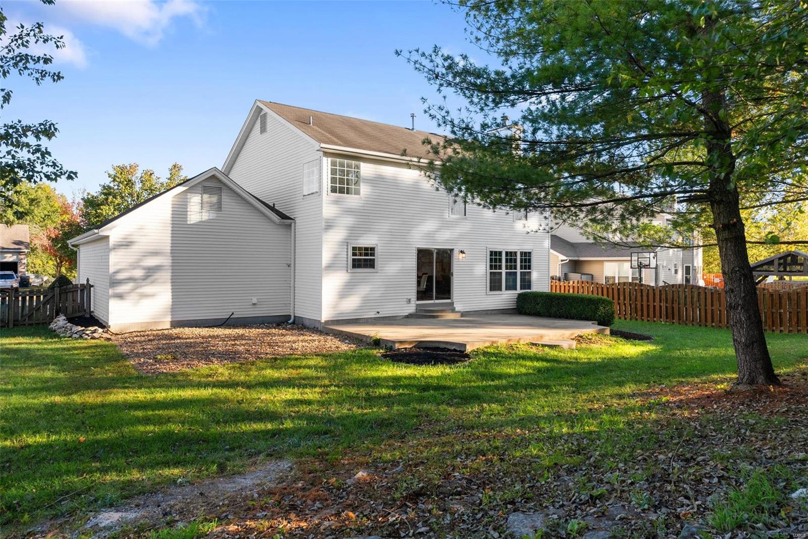 Vlgs At Dardenne Bates Village - Residential