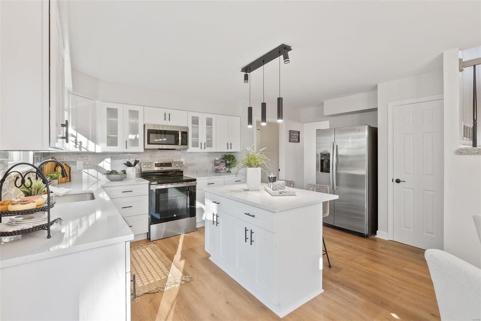 Vlgs At Dardenne Bates Village - Residential