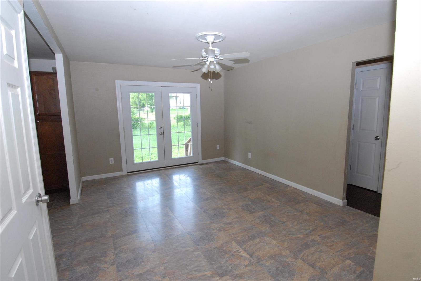 St Chas Hills #6 - Residential Lease
