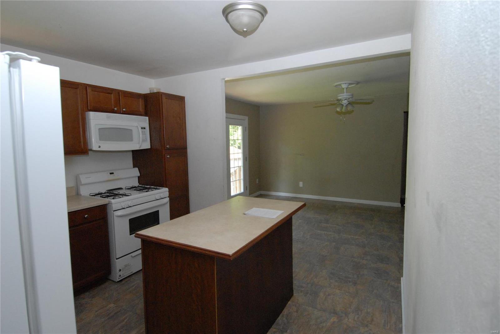 St Chas Hills #6 - Residential Lease