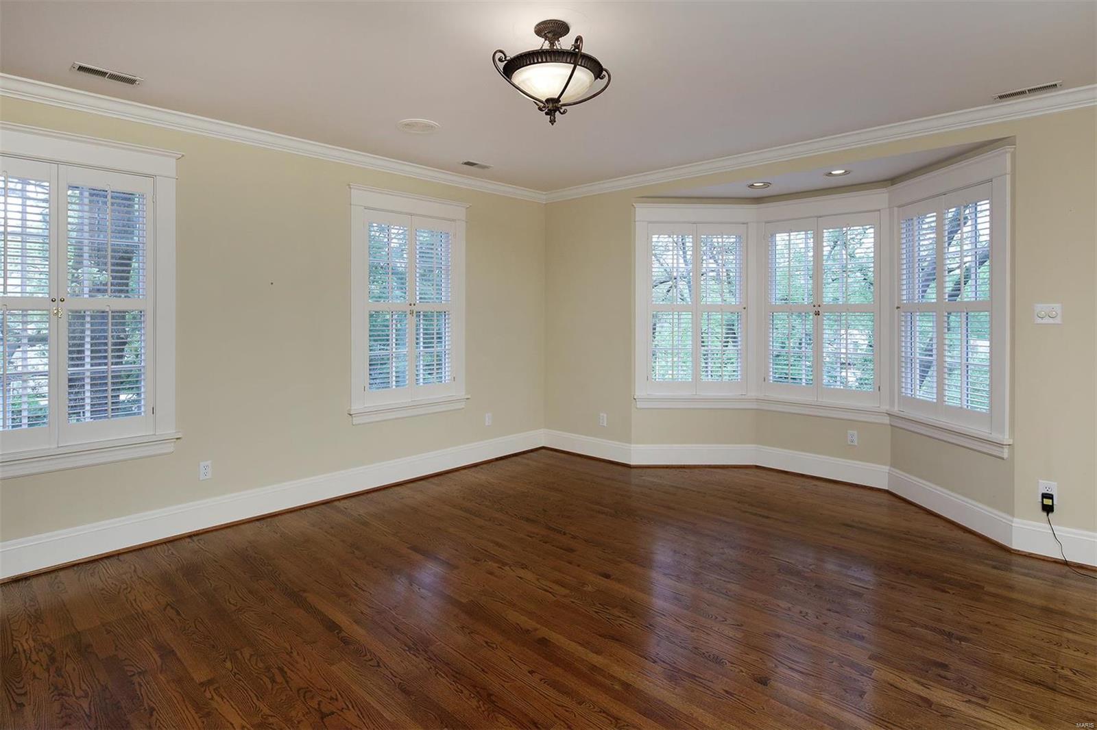 Sherwood Forest - Residential